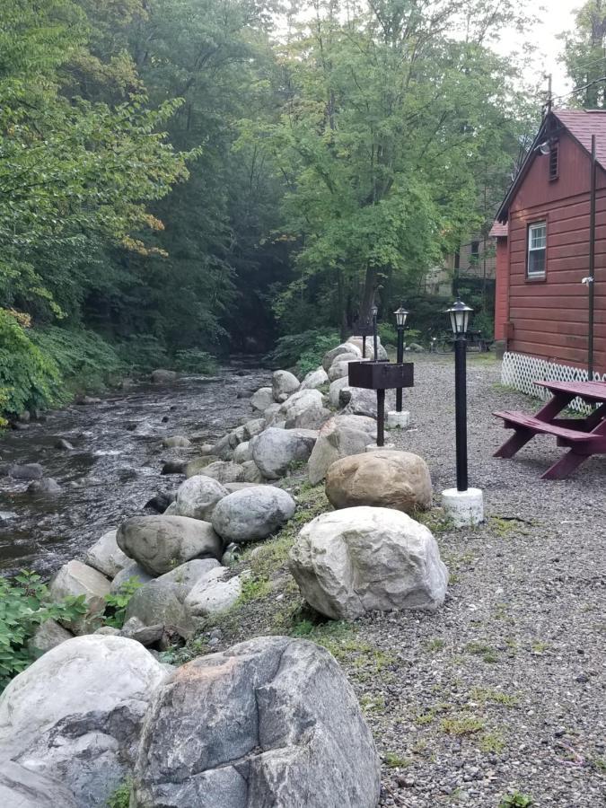 Seven Dwarfs Motel & Cabins Lake George Eksteriør billede