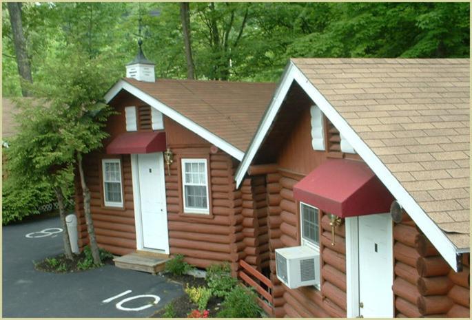 Seven Dwarfs Motel & Cabins Lake George Eksteriør billede