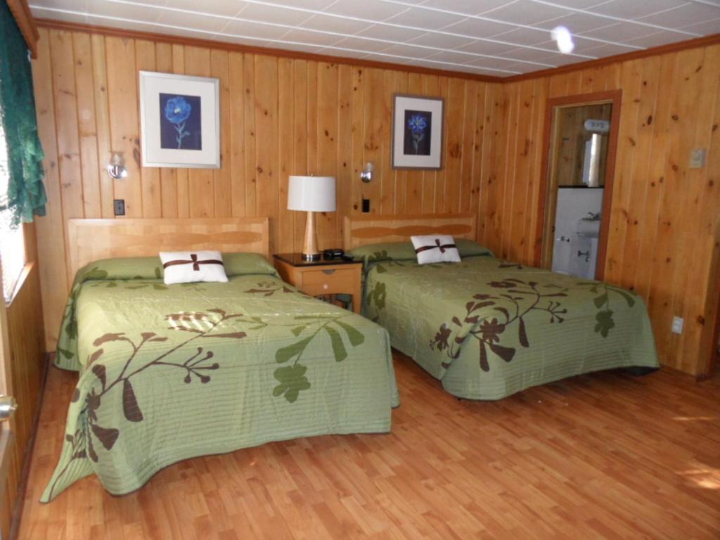 Seven Dwarfs Motel & Cabins Lake George Værelse billede