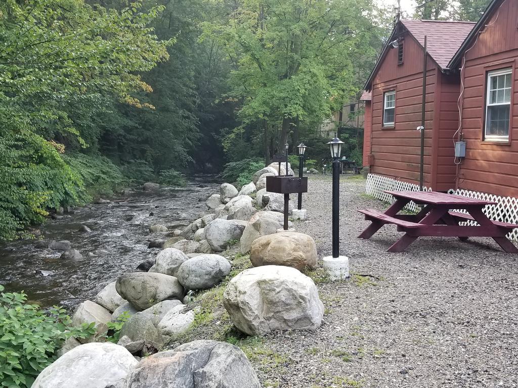 Seven Dwarfs Motel & Cabins Lake George Eksteriør billede